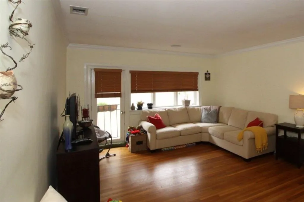 32 28th Street Nw Unit 302, Atlanta, Georgia 30309, 2 Bedrooms Bedrooms, ,2 BathroomsBathrooms,Residential,Sold,32 28th Street Nw Unit 302,5685932