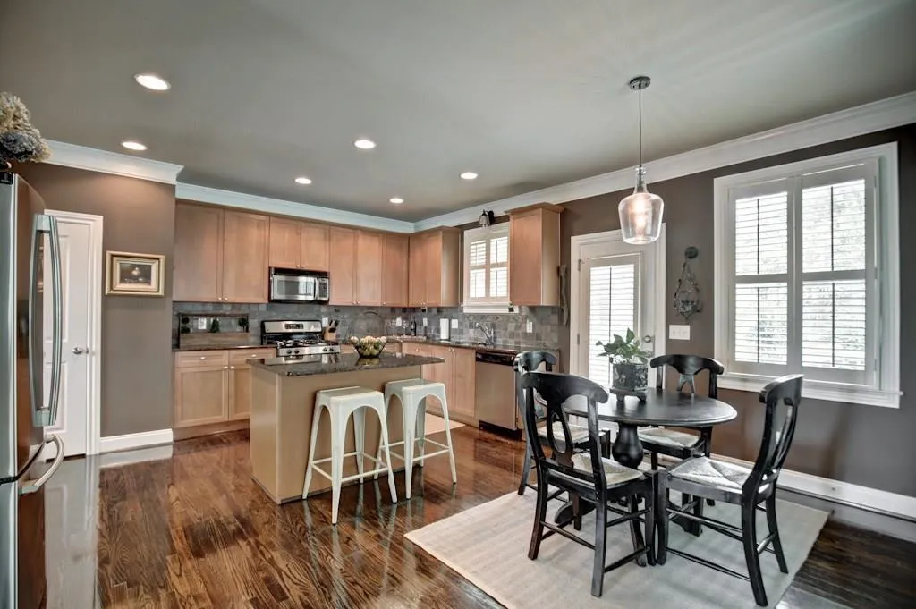 1643 Duncan Drive Nw, Atlanta, Georgia 30318, 5 Bedrooms Bedrooms, ,4 BathroomsBathrooms,Residential,Sold,1643 Duncan Drive Nw,5836477
