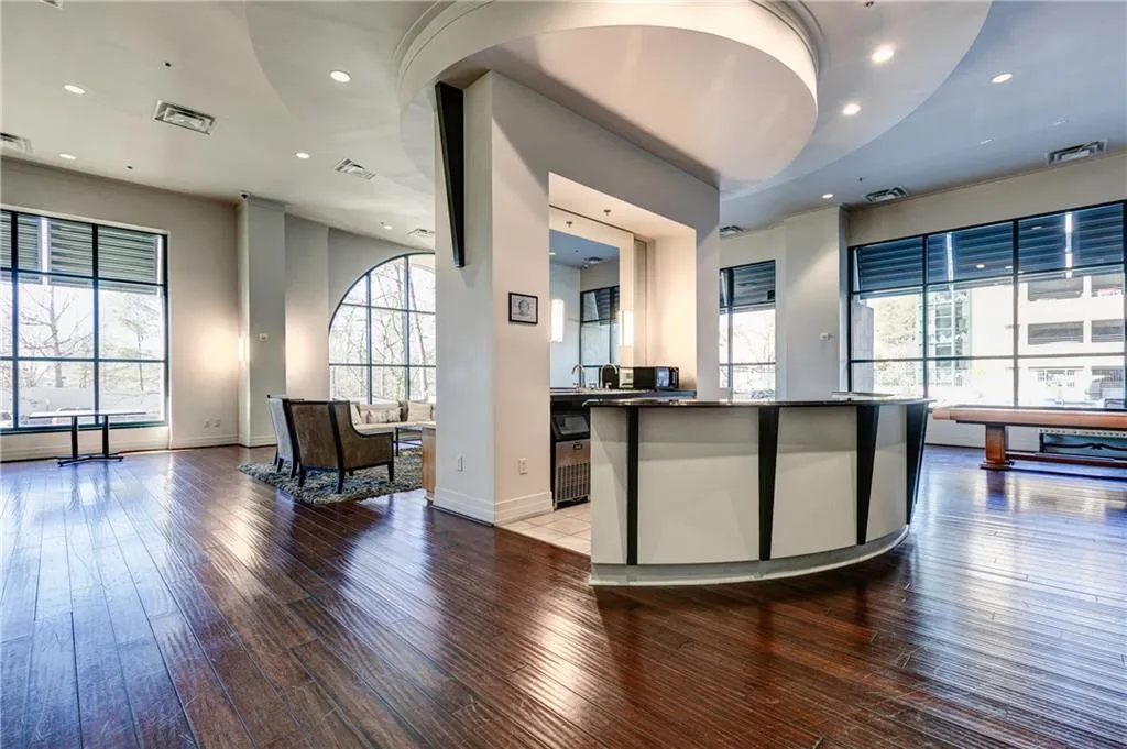3040 Peachtree Road Nw Unit 1509, Atlanta, Georgia 30305, 1 Bedroom Bedrooms, ,1 BathroomBathrooms,Residential,For Sale,3040 Peachtree Road Nw Unit 1509,7540720