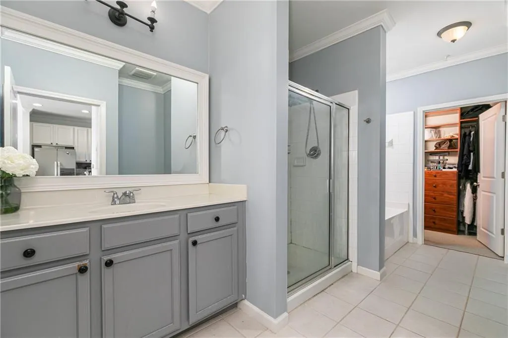 3040 Peachtree Road Nw Unit 1509, Atlanta, Georgia 30305, 1 Bedroom Bedrooms, ,1 BathroomBathrooms,Residential,For Sale,3040 Peachtree Road Nw Unit 1509,7540720
