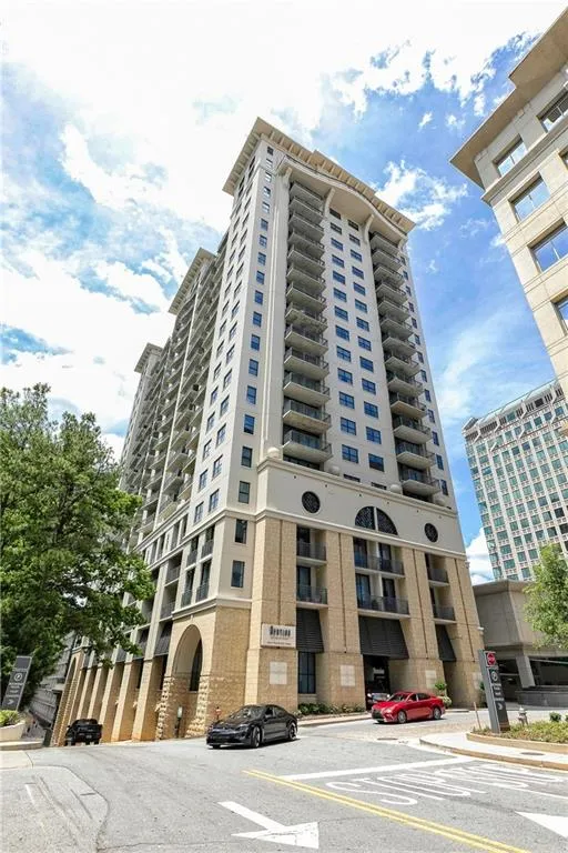 3040 Peachtree Road Nw Unit 1509, Atlanta, Georgia 30305, 1 Bedroom Bedrooms, ,1 BathroomBathrooms,Residential,For Sale,3040 Peachtree Road Nw Unit 1509,7540720