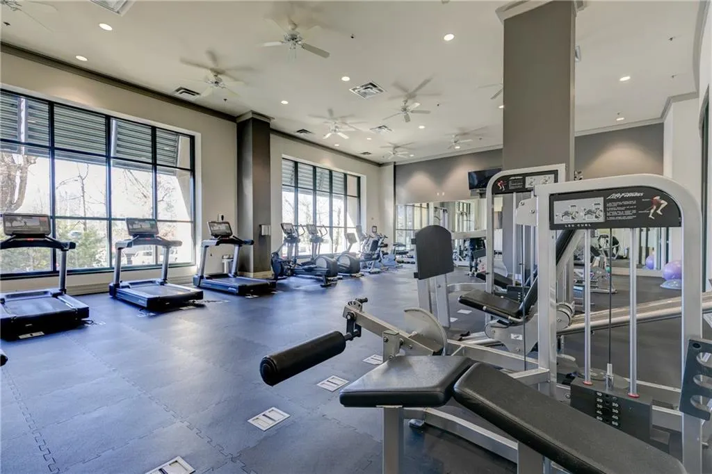 3040 Peachtree Road Nw Unit 1509, Atlanta, Georgia 30305, 1 Bedroom Bedrooms, ,1 BathroomBathrooms,Residential,For Sale,3040 Peachtree Road Nw Unit 1509,7540720