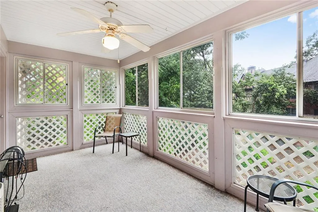 907 Hollyfax Circle Unit 907, Sandy Springs, Georgia 30328, 2 Bedrooms Bedrooms, ,2 BathroomsBathrooms,Residential,Sold,907 Hollyfax Circle Unit 907,6035062