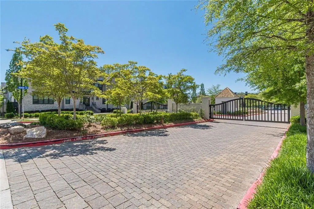 3651 Allegretto Circle, Atlanta, Georgia 30339, 2 Bedrooms Bedrooms, 0 ,2 BathroomsBathrooms,Residential,For Sale,3651 Allegretto Circle,7749746
