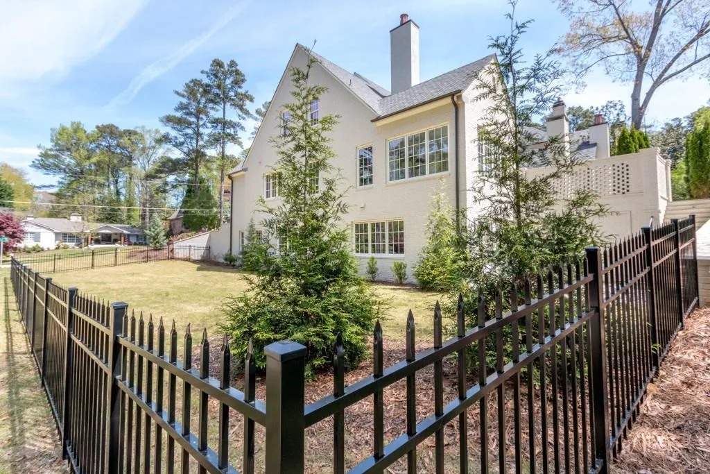 358 Cochran Drive, Atlanta, Georgia 30327, 7 Bedrooms Bedrooms, ,7 BathroomsBathrooms,Residential,Sold,358 Cochran Drive,5972946