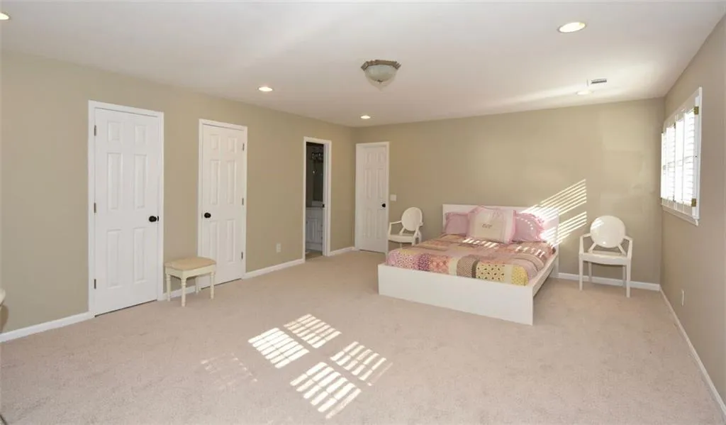 280 Landfall Road, Sandy Springs, Georgia 30328, 5 Bedrooms Bedrooms, ,3 BathroomsBathrooms,Residential,Sold,280 Landfall Road,5612719