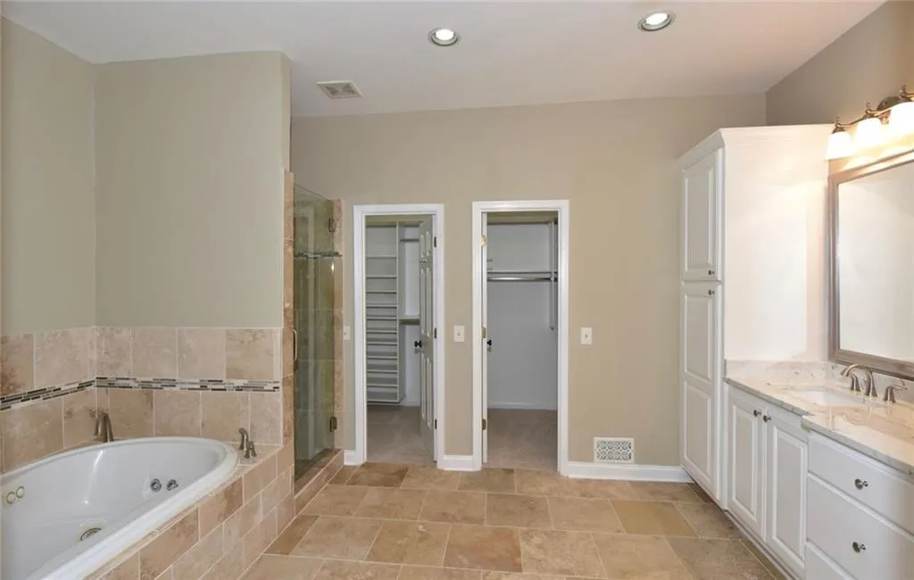 280 Landfall Road, Sandy Springs, Georgia 30328, 5 Bedrooms Bedrooms, ,3 BathroomsBathrooms,Residential,Sold,280 Landfall Road,5612719
