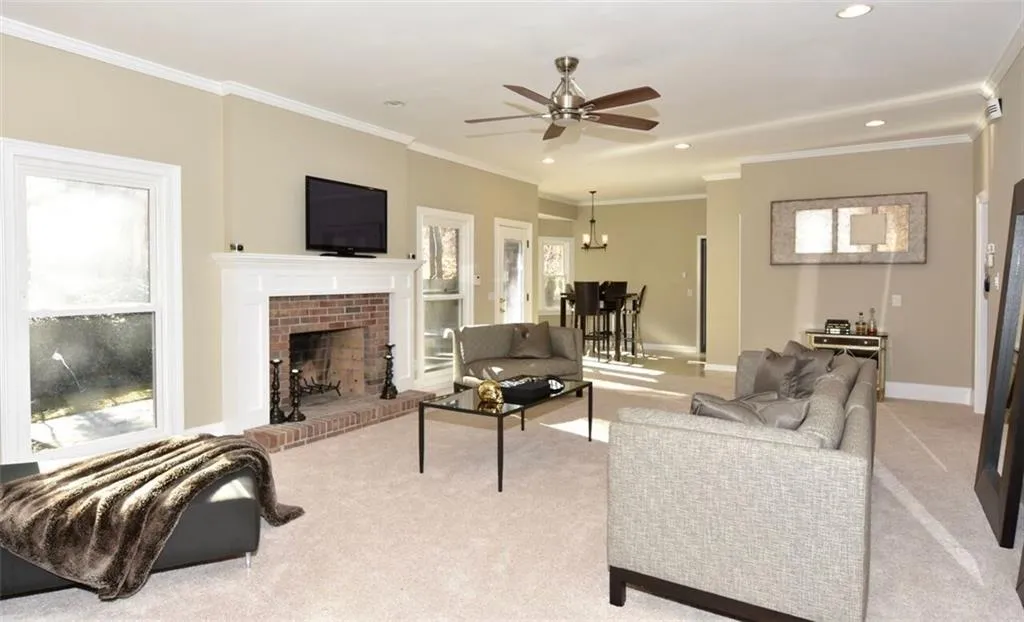 280 Landfall Road, Sandy Springs, Georgia 30328, 5 Bedrooms Bedrooms, ,3 BathroomsBathrooms,Residential,Sold,280 Landfall Road,5612719