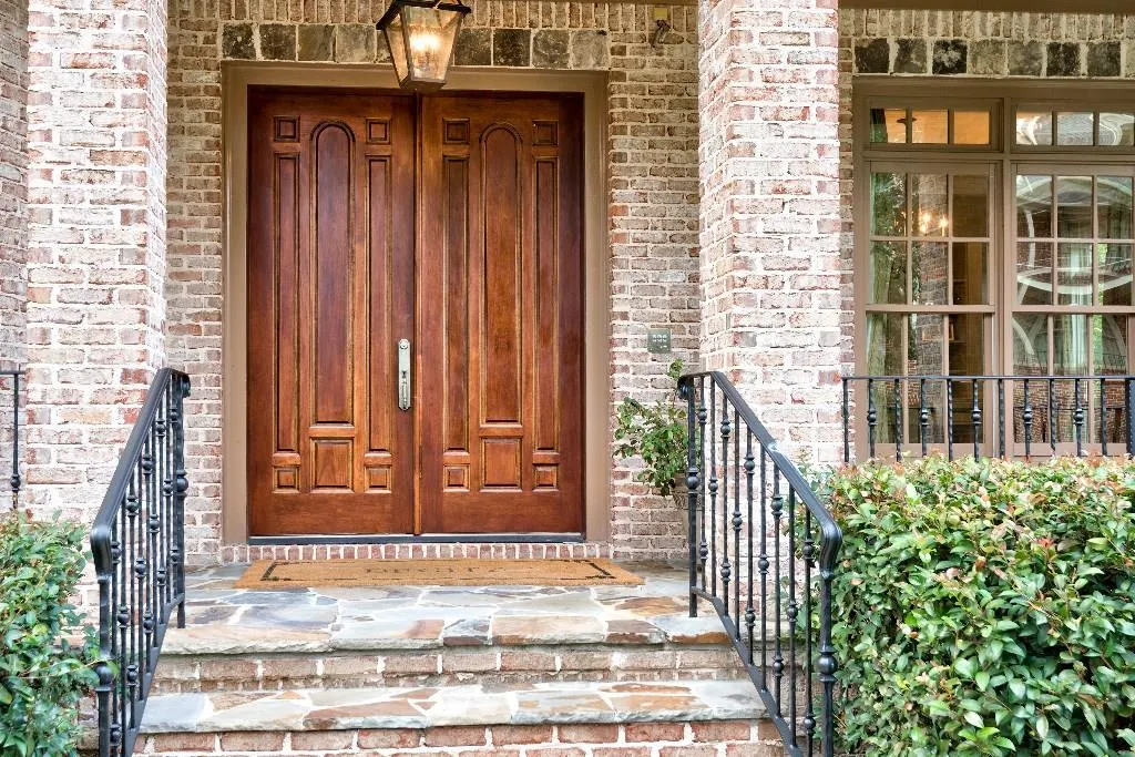 2294 Matthews Street Ne, Brookhaven, Georgia 30319, 5 Bedrooms Bedrooms, ,5 BathroomsBathrooms,Residential,Sold,2294 Matthews Street Ne,5597414