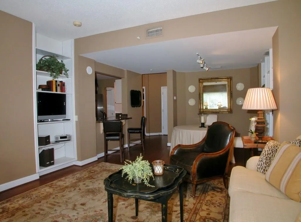 3475 Oak Valley Road Unit 280, Atlanta, Georgia 30326, 1 Bedroom Bedrooms, ,1 BathroomBathrooms,Residential,Sold,3475 Oak Valley Road Unit 280,5591927