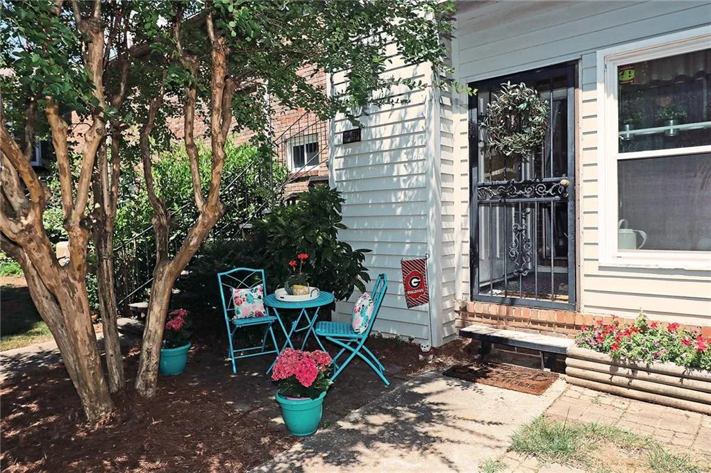 6700 Roswell Road Unit 22b, Atlanta, Georgia 30328, 2 Bedrooms Bedrooms, ,2 BathroomsBathrooms,Residential,Sold,6700 Roswell Road Unit 22b,6738378