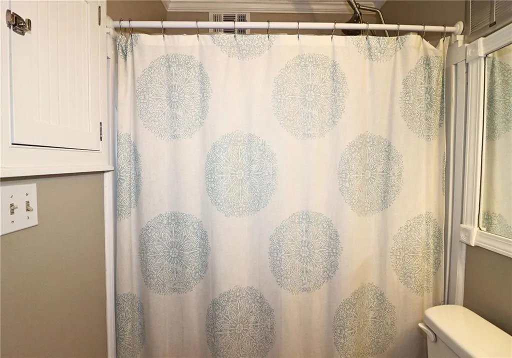 6700 Roswell Road Unit 22b, Atlanta, Georgia 30328, 2 Bedrooms Bedrooms, ,2 BathroomsBathrooms,Residential,Sold,6700 Roswell Road Unit 22b,6738378