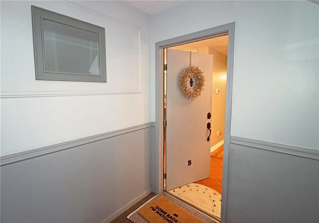 6700 Roswell Road Unit 22b, Atlanta, Georgia 30328, 2 Bedrooms Bedrooms, ,2 BathroomsBathrooms,Residential,Sold,6700 Roswell Road Unit 22b,6738378