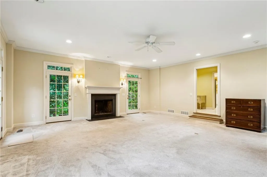 399 Glencastle Drive, Atlanta, Georgia 30327, 4 Bedrooms Bedrooms, ,2 BathroomsBathrooms,Residential,For Sale,399 Glencastle Drive,7633267