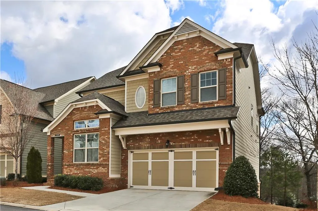 7655 Highland Bluff, Atlanta, Georgia 30328, 4 Bedrooms Bedrooms, ,3 BathroomsBathrooms,Residential,Sold,7655 Highland Bluff,5800482