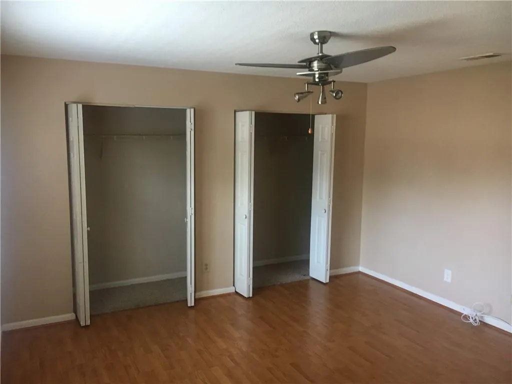 6900 Roswell Road Ne Unit D5, Sandy Springs, Georgia 30328, 3 Bedrooms Bedrooms, ,2 BathroomsBathrooms,Residential,Sold,6900 Roswell Road Ne Unit D5,7020177
