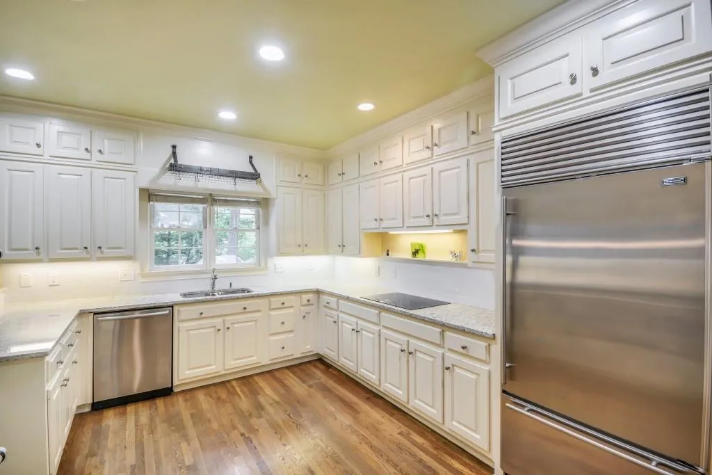 120 Wing Mill Road, Sandy Springs, Georgia 30350, 5 Bedrooms Bedrooms, ,4 BathroomsBathrooms,Residential,Sold,120 Wing Mill Road,6569508