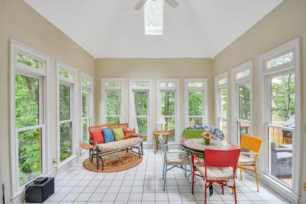 120 Wing Mill Road, Sandy Springs, Georgia 30350, 5 Bedrooms Bedrooms, ,4 BathroomsBathrooms,Residential,Sold,120 Wing Mill Road,6569508