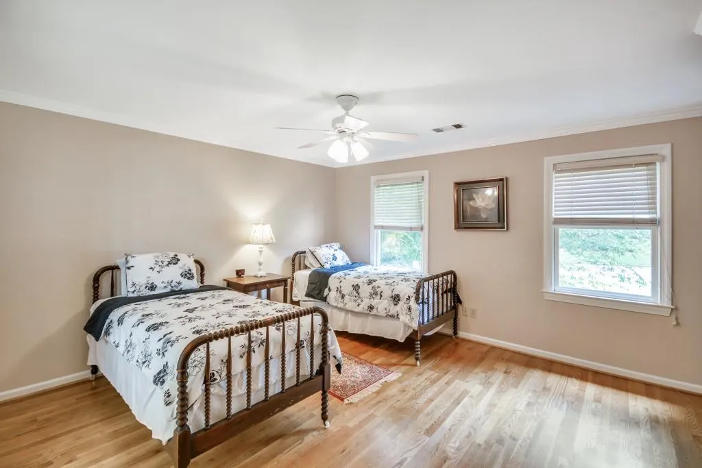 120 Wing Mill Road, Sandy Springs, Georgia 30350, 5 Bedrooms Bedrooms, ,4 BathroomsBathrooms,Residential,Sold,120 Wing Mill Road,6569508