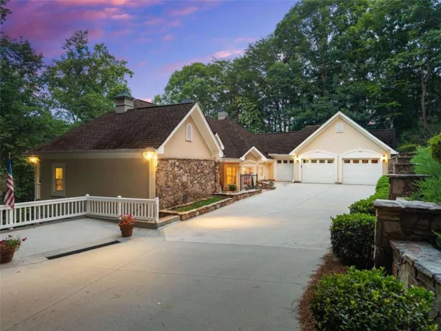 2200 Orchard Drive, Clarkesville, Georgia 30523