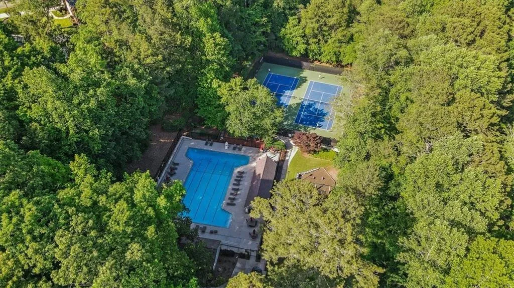 1880 Redbourne Drive, Atlanta, Georgia 30350, 5 Bedrooms Bedrooms, ,4 BathroomsBathrooms,Residential,Sold,1880 Redbourne Drive,7571131