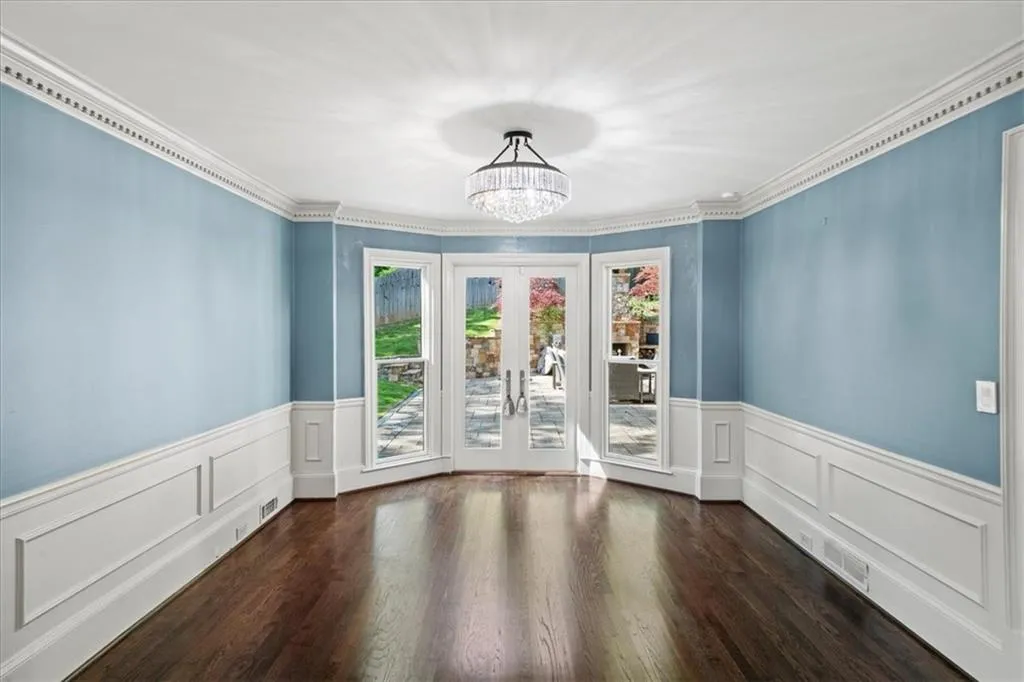 1880 Redbourne Drive, Atlanta, Georgia 30350, 5 Bedrooms Bedrooms, ,4 BathroomsBathrooms,Residential,Sold,1880 Redbourne Drive,7571131