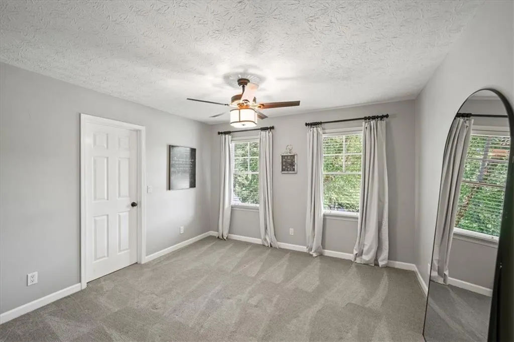 1880 Redbourne Drive, Atlanta, Georgia 30350, 5 Bedrooms Bedrooms, ,4 BathroomsBathrooms,Residential,Sold,1880 Redbourne Drive,7571131