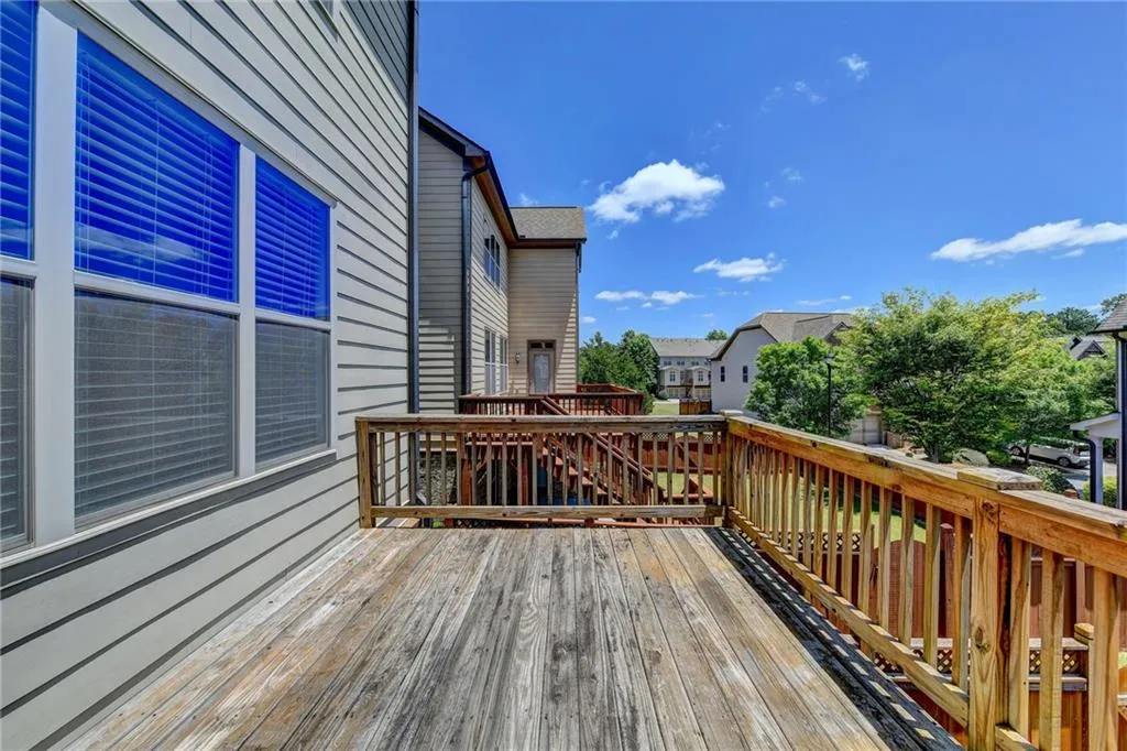 7605 Glisten Avenue, Atlanta, Georgia 30328, 4 Bedrooms Bedrooms, ,3 BathroomsBathrooms,Residential,Sold,7605 Glisten Avenue,7054994