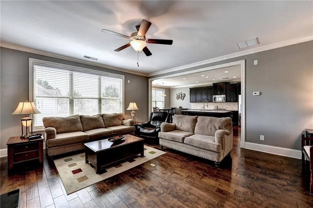 7605 Glisten Avenue, Atlanta, Georgia 30328, 4 Bedrooms Bedrooms, ,3 BathroomsBathrooms,Residential,Sold,7605 Glisten Avenue,7054994