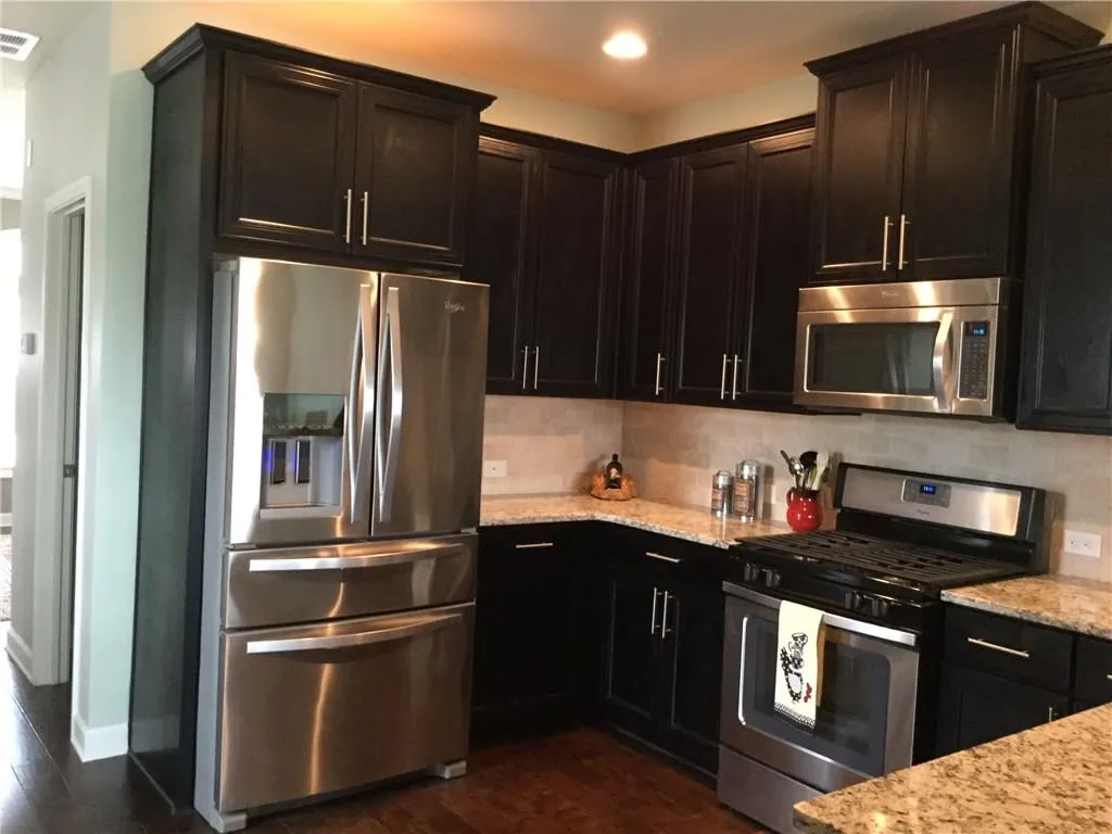 7500 Stoneridge Drive, Atlanta, Georgia 30328, 3 Bedrooms Bedrooms, ,3 BathroomsBathrooms,Residential,Sold,7500 Stoneridge Drive,5918285