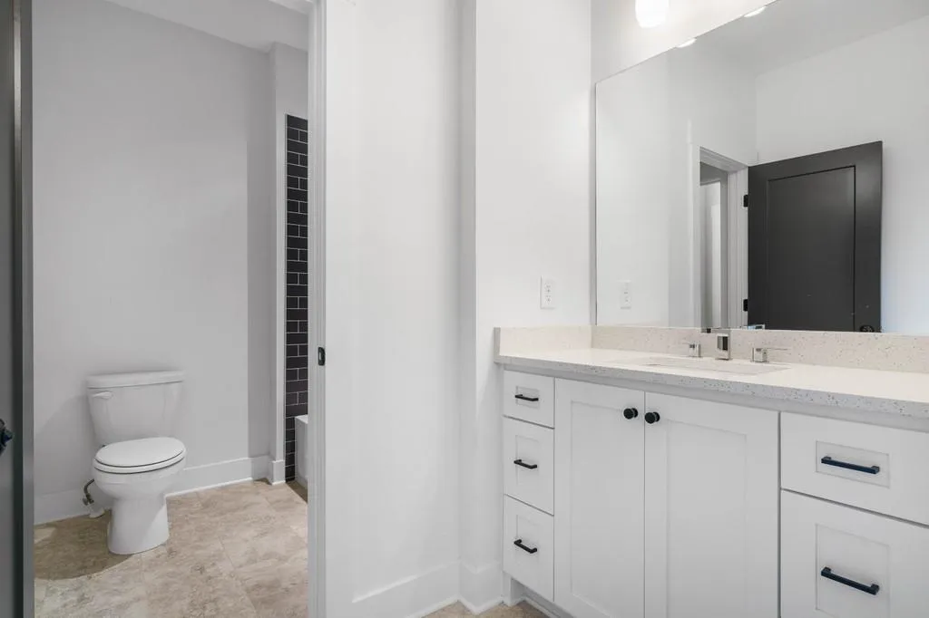 40 Long Island Place, Sandy Springs, Georgia 30328, 5 Bedrooms Bedrooms, ,4 BathroomsBathrooms,Residential,Sold,40 Long Island Place,6870413