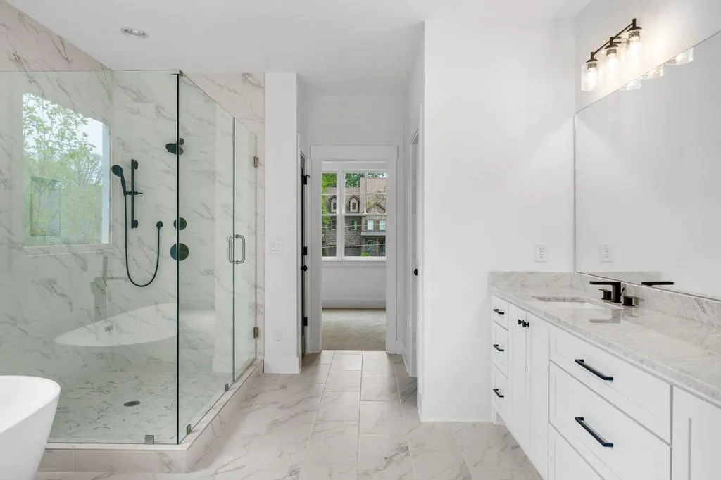 40 Long Island Place, Sandy Springs, Georgia 30328, 5 Bedrooms Bedrooms, ,4 BathroomsBathrooms,Residential,Sold,40 Long Island Place,6870413