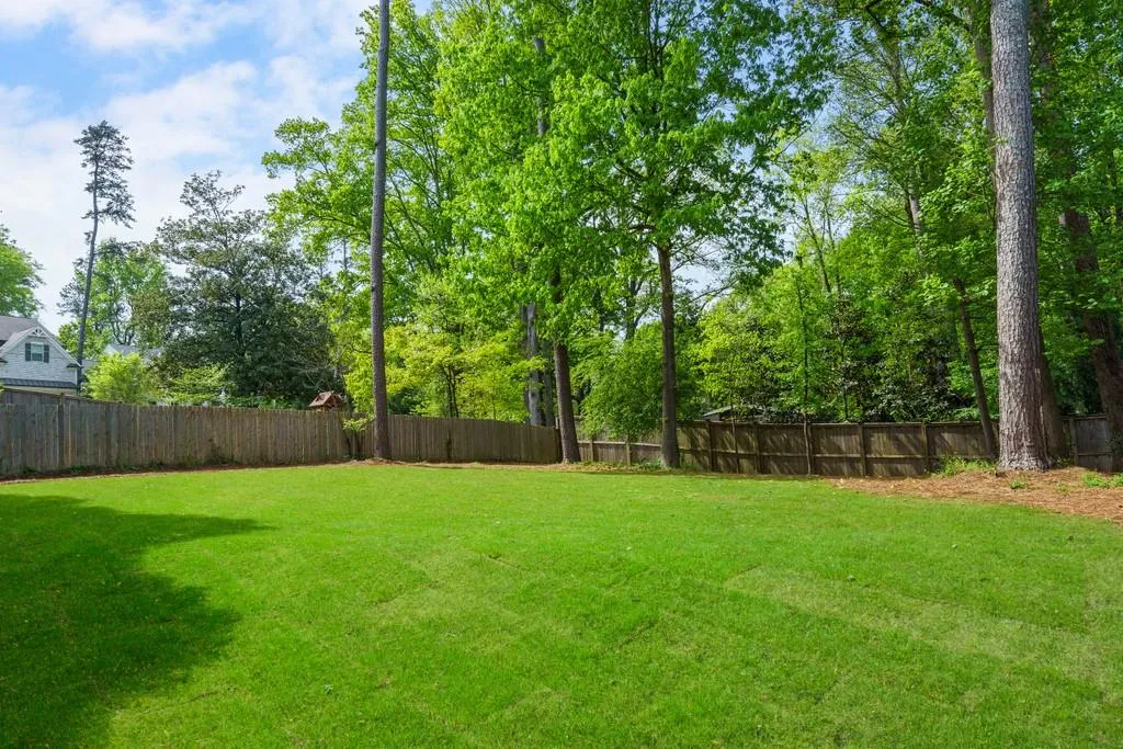 40 Long Island Place, Sandy Springs, Georgia 30328, 5 Bedrooms Bedrooms, ,4 BathroomsBathrooms,Residential,Sold,40 Long Island Place,6870413