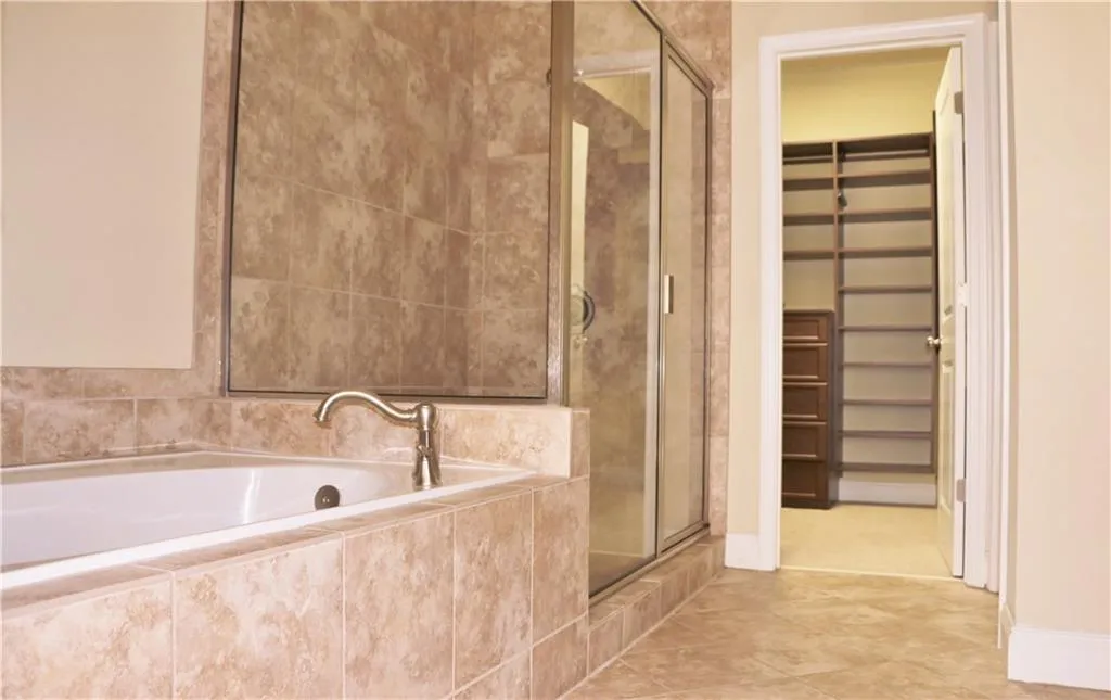 548 Sarabrook Place, Atlanta, Georgia 30342, 3 Bedrooms Bedrooms, ,3 BathroomsBathrooms,Residential,Sold,548 Sarabrook Place,5652858