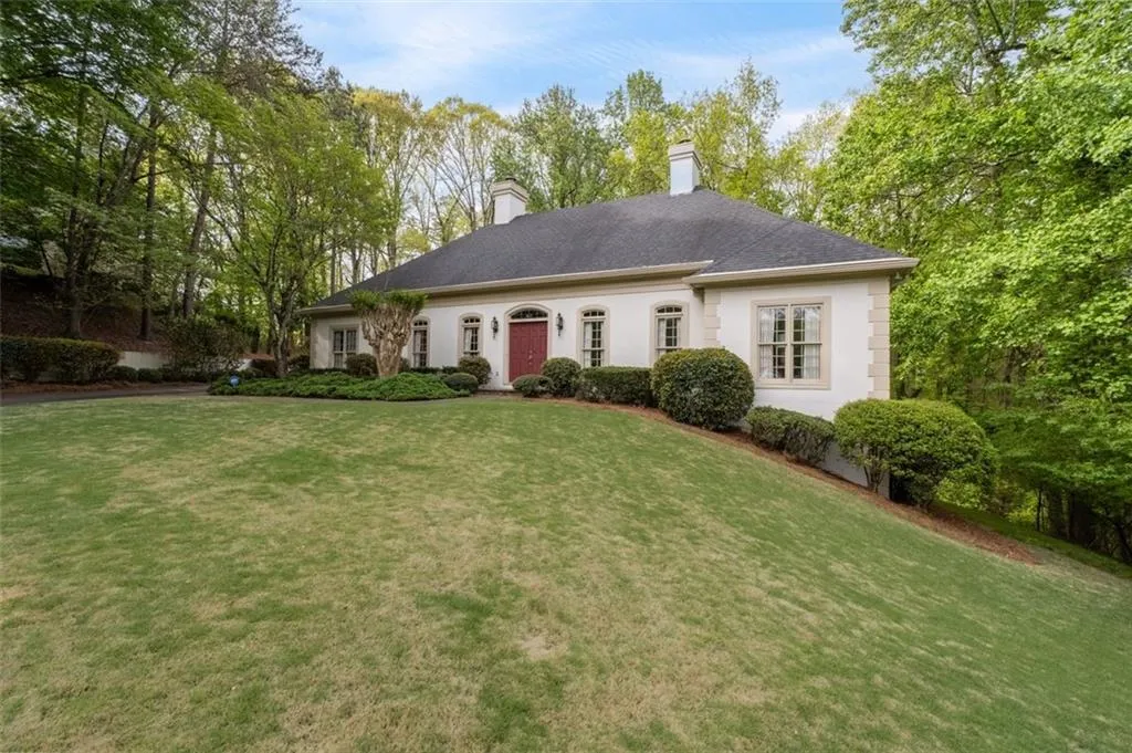 8405 Valemont Drive, Atlanta, Georgia 30350, 3 Bedrooms Bedrooms, ,2 BathroomsBathrooms,Residential,Sold,8405 Valemont Drive,7406220