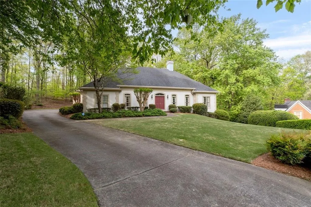8405 Valemont Drive, Atlanta, Georgia 30350, 3 Bedrooms Bedrooms, ,2 BathroomsBathrooms,Residential,Sold,8405 Valemont Drive,7406220