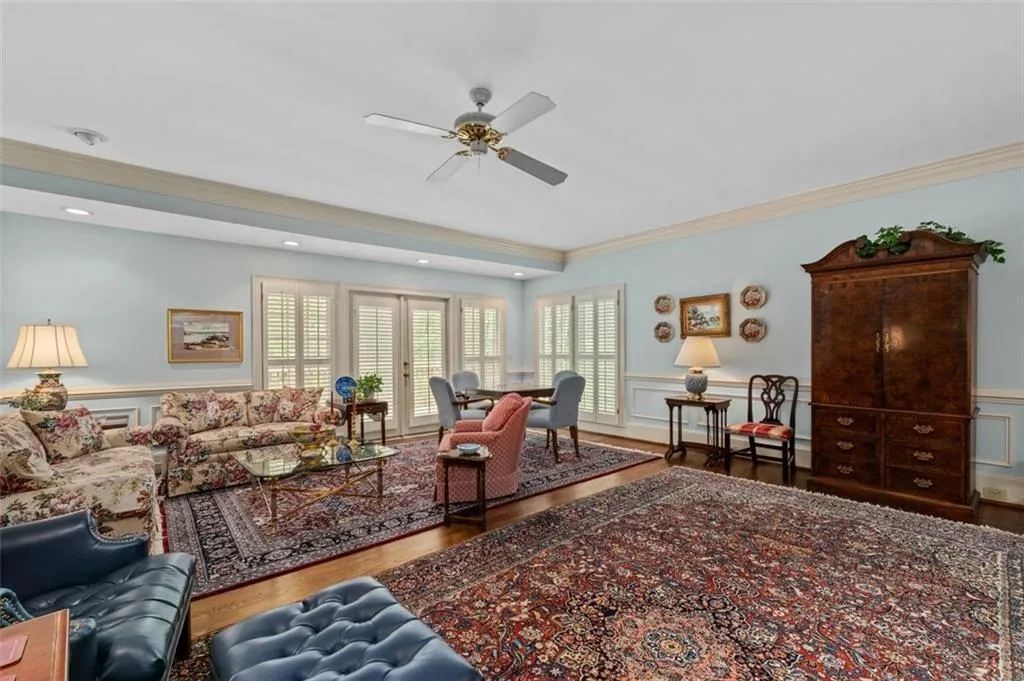 8405 Valemont Drive, Atlanta, Georgia 30350, 3 Bedrooms Bedrooms, ,2 BathroomsBathrooms,Residential,Sold,8405 Valemont Drive,7406220