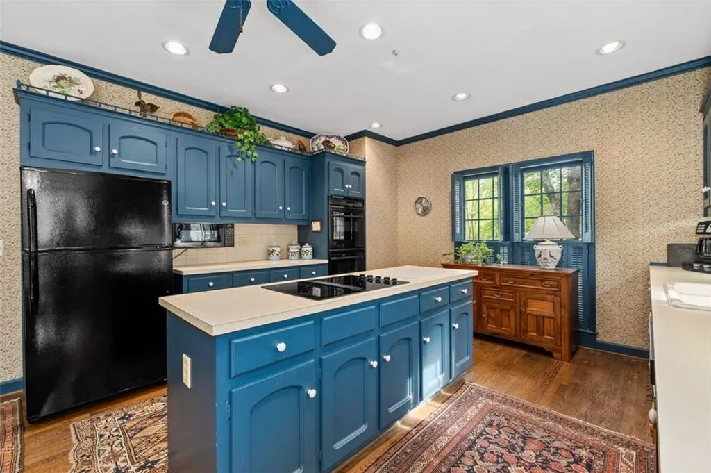 8405 Valemont Drive, Atlanta, Georgia 30350, 3 Bedrooms Bedrooms, ,2 BathroomsBathrooms,Residential,Sold,8405 Valemont Drive,7406220