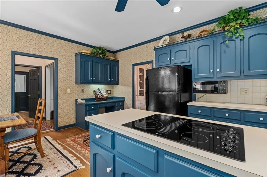 8405 Valemont Drive, Atlanta, Georgia 30350, 3 Bedrooms Bedrooms, ,2 BathroomsBathrooms,Residential,Sold,8405 Valemont Drive,7406220