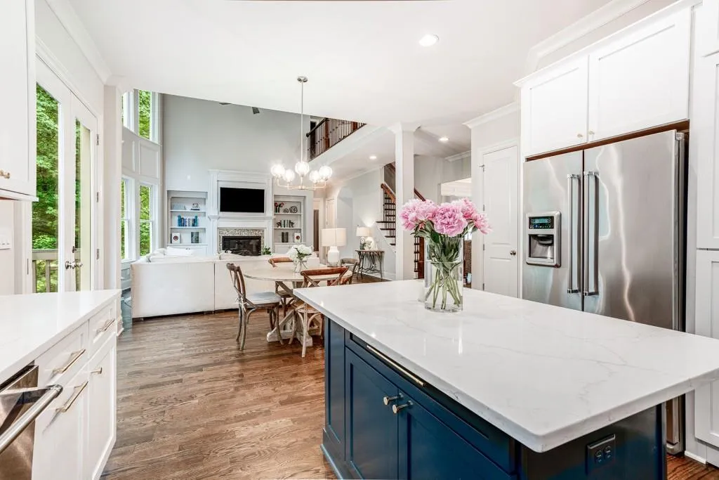 6039 Kayron Drive, Sandy Springs, Georgia 30328, 5 Bedrooms Bedrooms, ,5 BathroomsBathrooms,Residential,Sold,6039 Kayron Drive,7226218