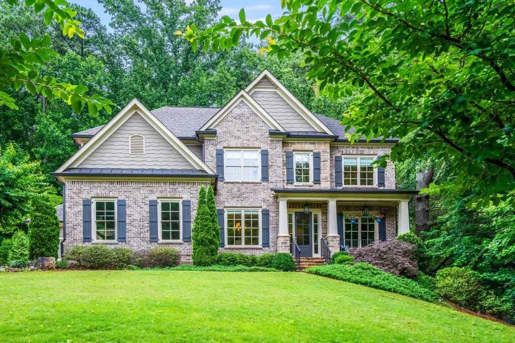6039 Kayron Drive, Sandy Springs, Georgia 30328, 5 Bedrooms Bedrooms, ,5 BathroomsBathrooms,Residential,Sold,6039 Kayron Drive,7226218