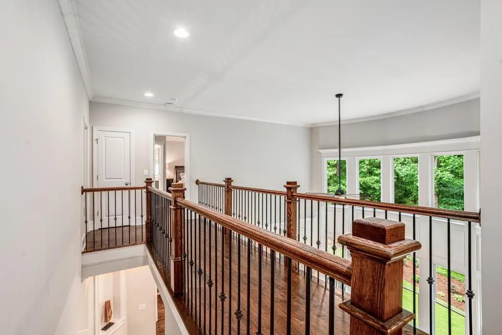6039 Kayron Drive, Sandy Springs, Georgia 30328, 5 Bedrooms Bedrooms, ,5 BathroomsBathrooms,Residential,Sold,6039 Kayron Drive,7226218