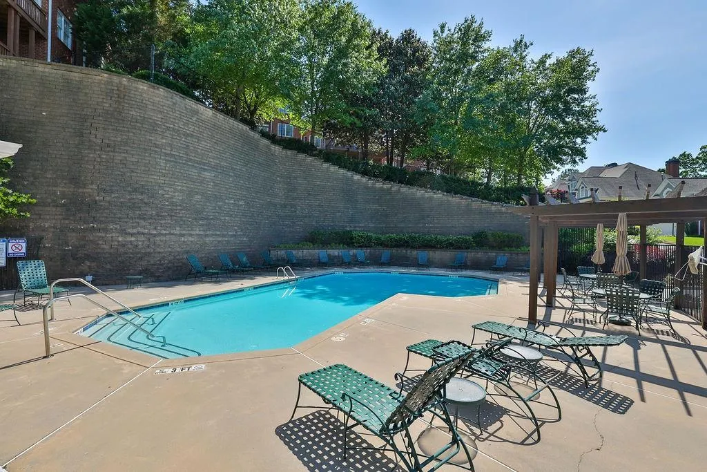 308 Crossing Valley Lane, Atlanta, Georgia 30339, 4 Bedrooms Bedrooms, ,3 BathroomsBathrooms,Residential,Sold,308 Crossing Valley Lane,7043726