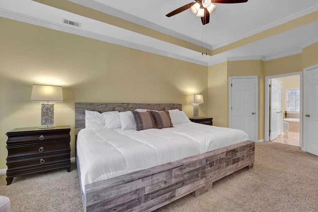 308 Crossing Valley Lane, Atlanta, Georgia 30339, 4 Bedrooms Bedrooms, ,3 BathroomsBathrooms,Residential,Sold,308 Crossing Valley Lane,7043726
