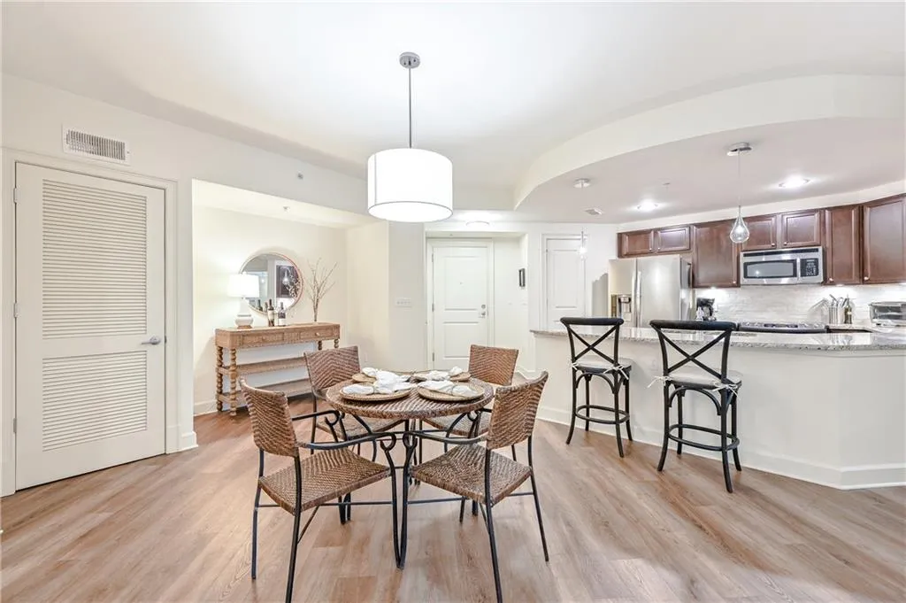 200 River Vista Drive Unit 229, Atlanta, Georgia 30339, 2 Bedrooms Bedrooms, ,2 BathroomsBathrooms,Residential,Sold,200 River Vista Drive Unit 229,7086568