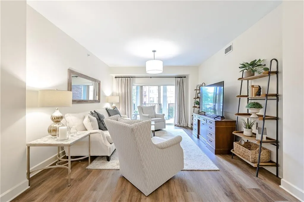 200 River Vista Drive Unit 229, Atlanta, Georgia 30339, 2 Bedrooms Bedrooms, ,2 BathroomsBathrooms,Residential,Sold,200 River Vista Drive Unit 229,7086568