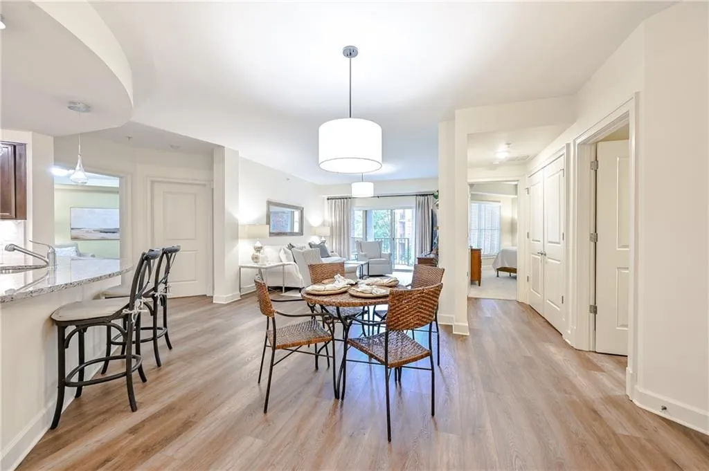200 River Vista Drive Unit 229, Atlanta, Georgia 30339, 2 Bedrooms Bedrooms, ,2 BathroomsBathrooms,Residential,Sold,200 River Vista Drive Unit 229,7086568