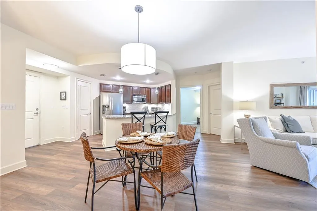 200 River Vista Drive Unit 229, Atlanta, Georgia 30339, 2 Bedrooms Bedrooms, ,2 BathroomsBathrooms,Residential,Sold,200 River Vista Drive Unit 229,7086568