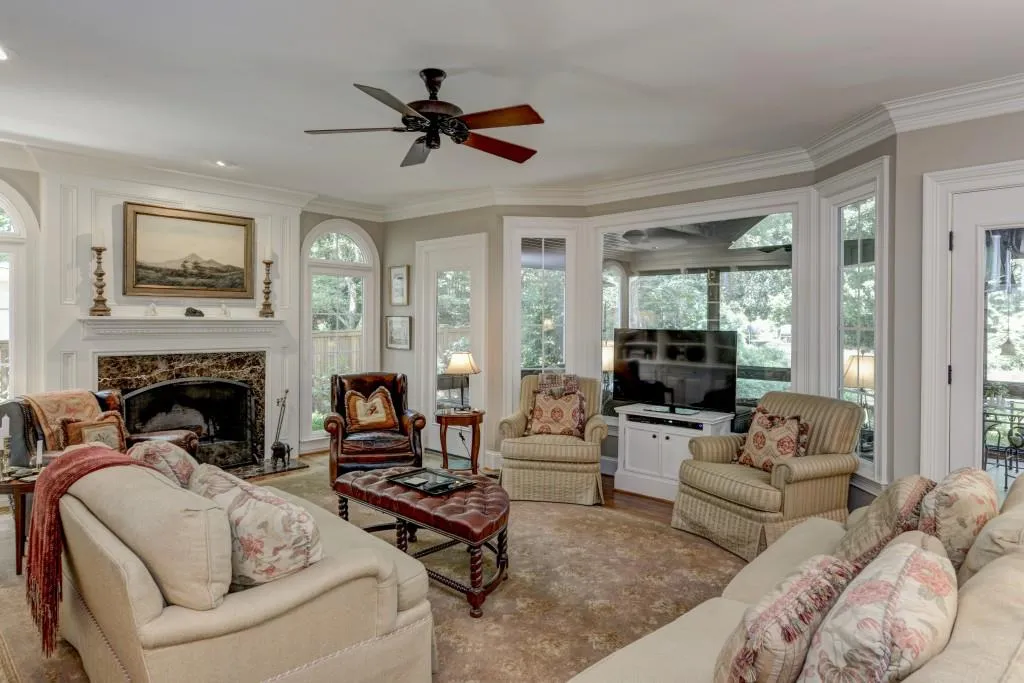 145 Woodchase Court Ne, Atlanta, Georgia 30319, 3 Bedrooms Bedrooms, ,3 BathroomsBathrooms,Residential,Sold,145 Woodchase Court Ne,5883481