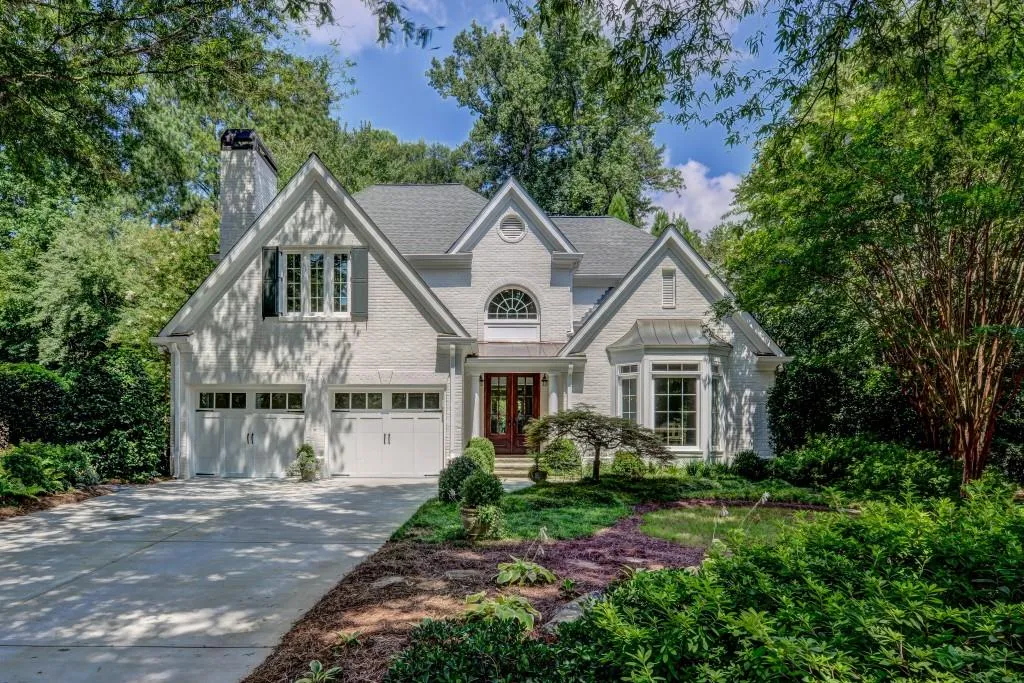 145 Woodchase Court Ne, Atlanta, Georgia 30319, 3 Bedrooms Bedrooms, ,3 BathroomsBathrooms,Residential,Sold,145 Woodchase Court Ne,5883481